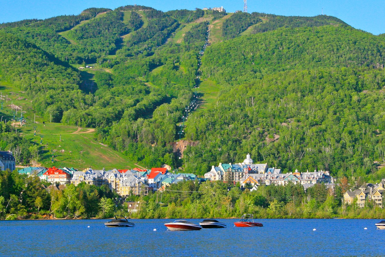The pedestrian village at the foot of Mont-Tremblant