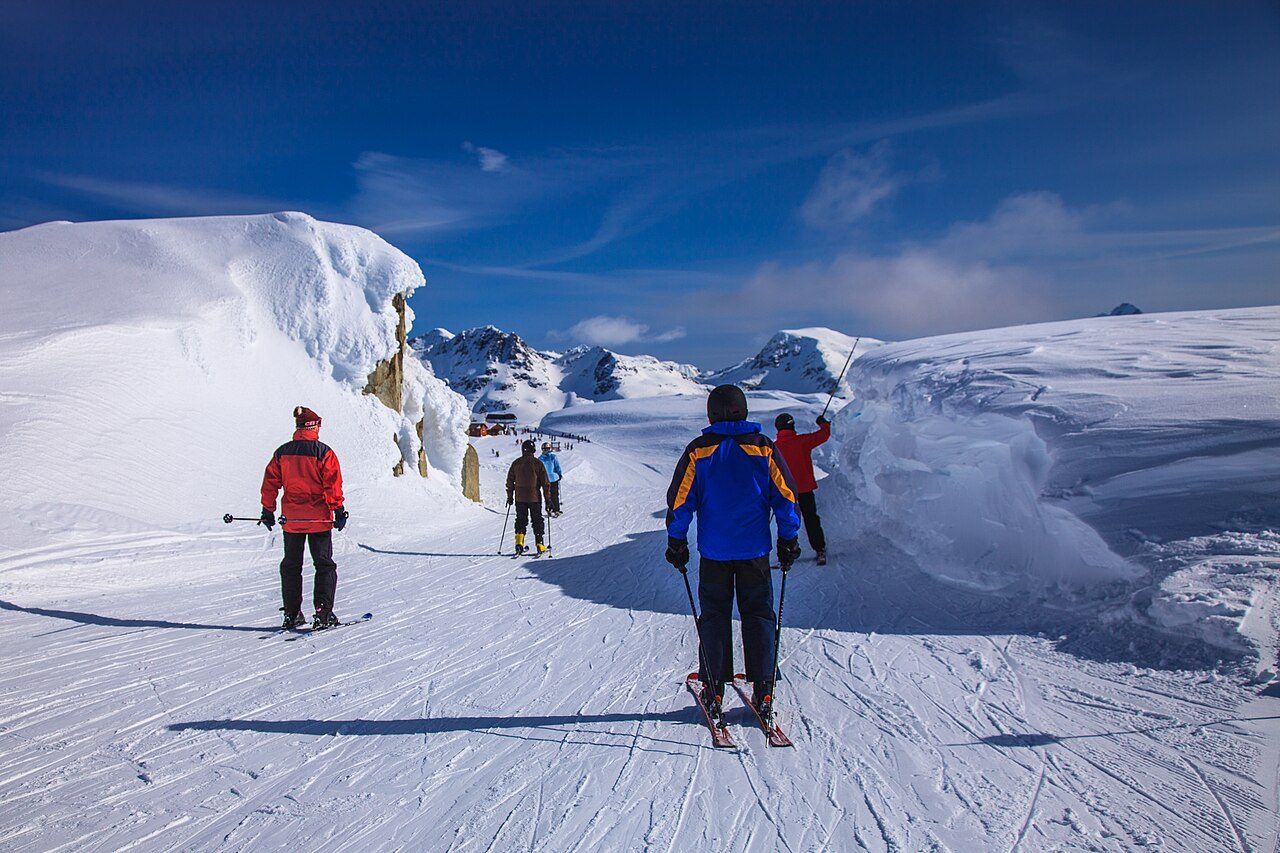 Deep snowdrifts at the top of Whistler Mountain on a winter ski day