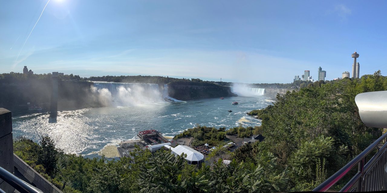 Niagara Falls panorama in late October with bare trees along the gorge